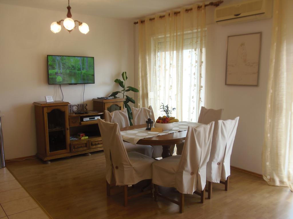 Apartments Casper 诺维·维诺多尔斯基 外观 照片