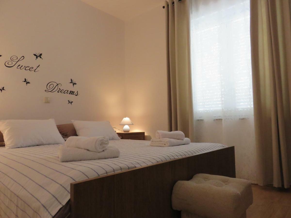 Apartments Casper 诺维·维诺多尔斯基 外观 照片